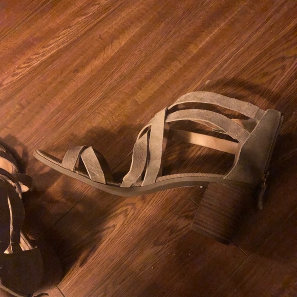 Franco Sarto Hachi strappy heeled sandals - Picture 4 of 6